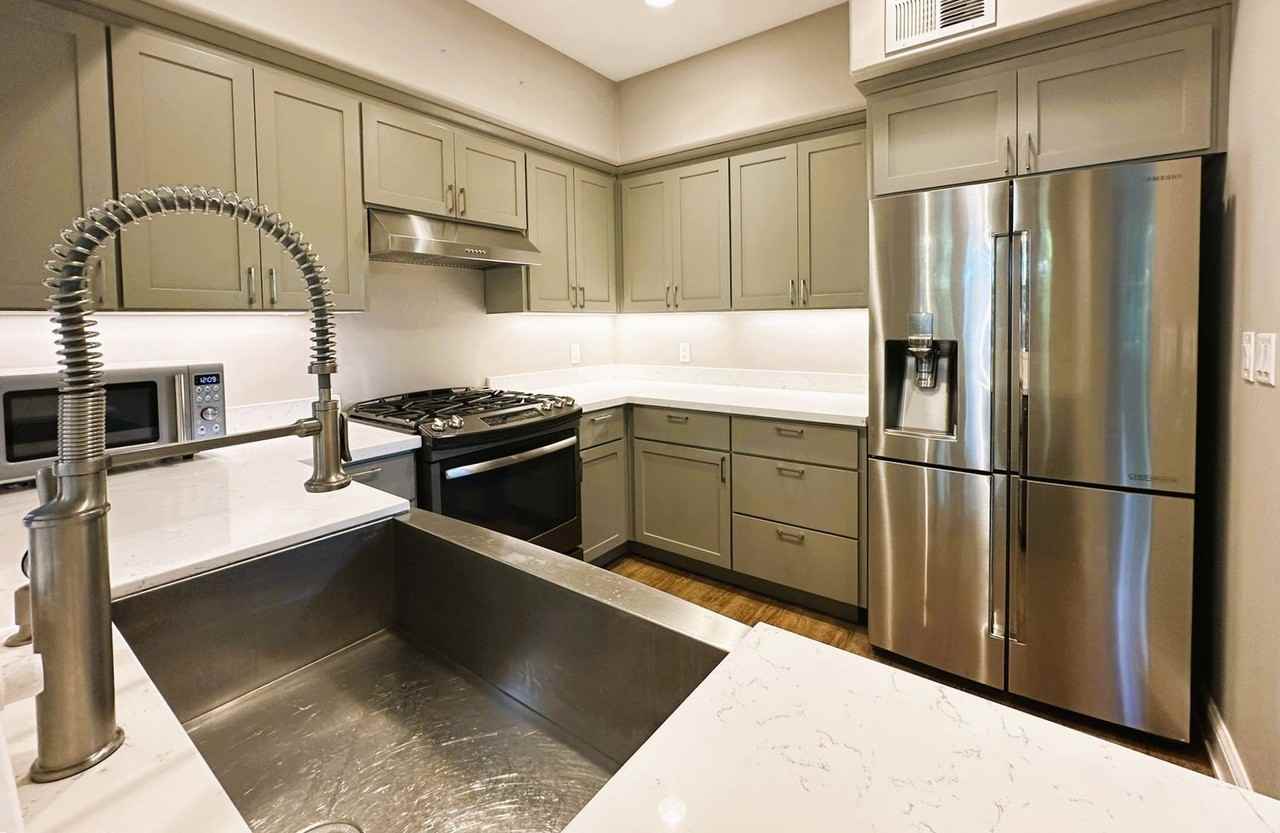 1581 Cali Ln - Photo 3 of 34