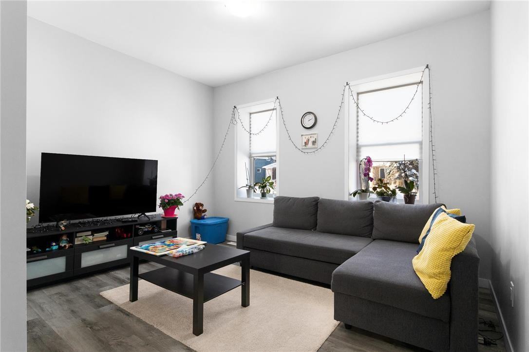 650 Dudley Avenue - Photo 3 of 15