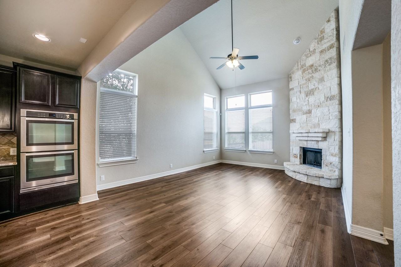 2514 Ladera Bnd - Photo 7 of 25
