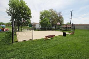 935 Sherrylynn Blvd - Photo 1 of 1