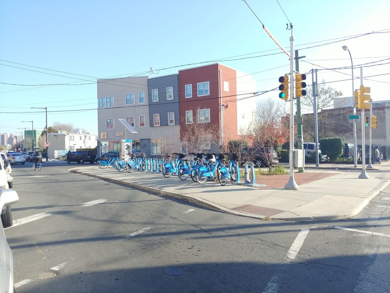 1538 Point Breeze Ave 2nd Fl - Photo 2 of 12