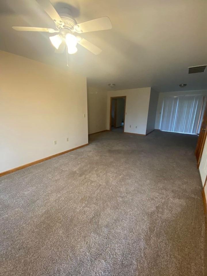 14209 W Katriene Dr - Photo 2 of 10