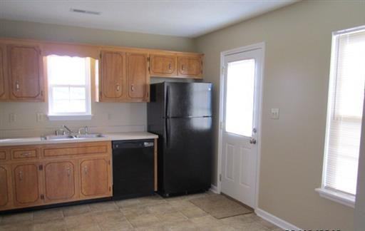 113 Bumpus Mill Rd - Photo 4 of 7