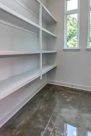 112 Colbert Way - Photo 4 of 38