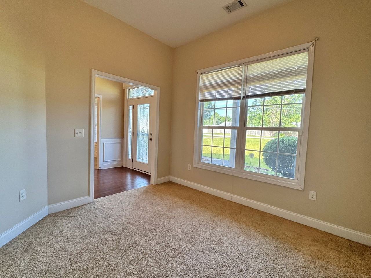 245 Ruben Wells Rd - Photo 3 of 50