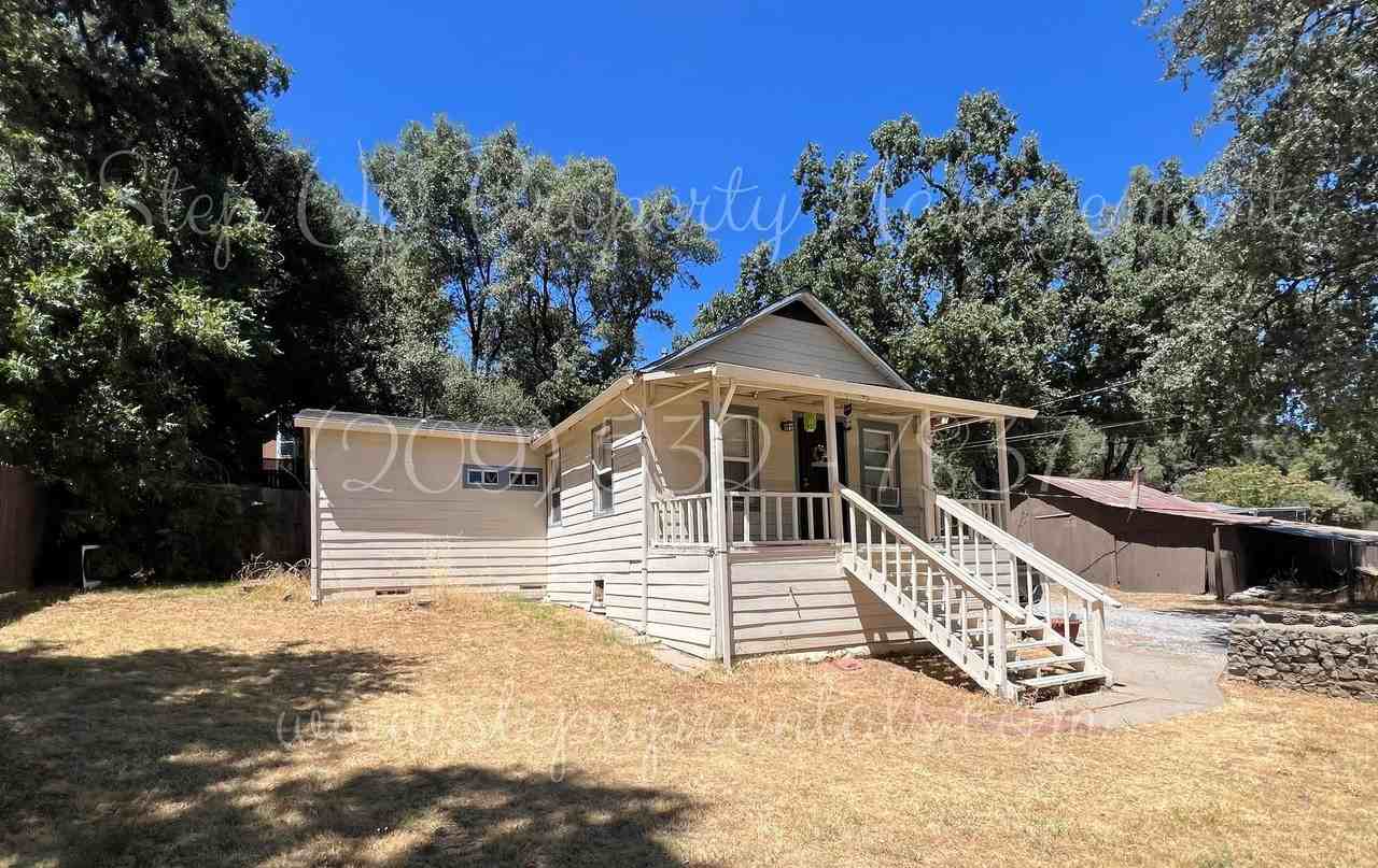 20324 S Sunshine Rd - Photo 2 of 3