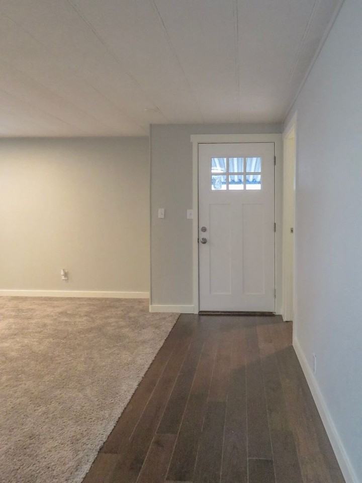 11635 Bunting Ln Ne - Photo 5 of 25