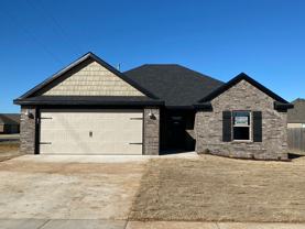 802 Sw Cabriolet St - Photo 1 of 1