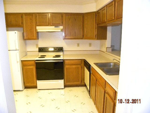 103 Sawgrass Turn - Photo 3 of 9