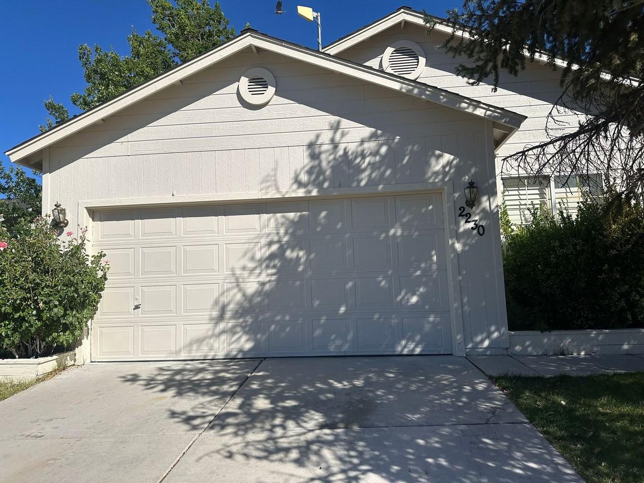 2230 Desert Village Ct - Photo 2 of 22