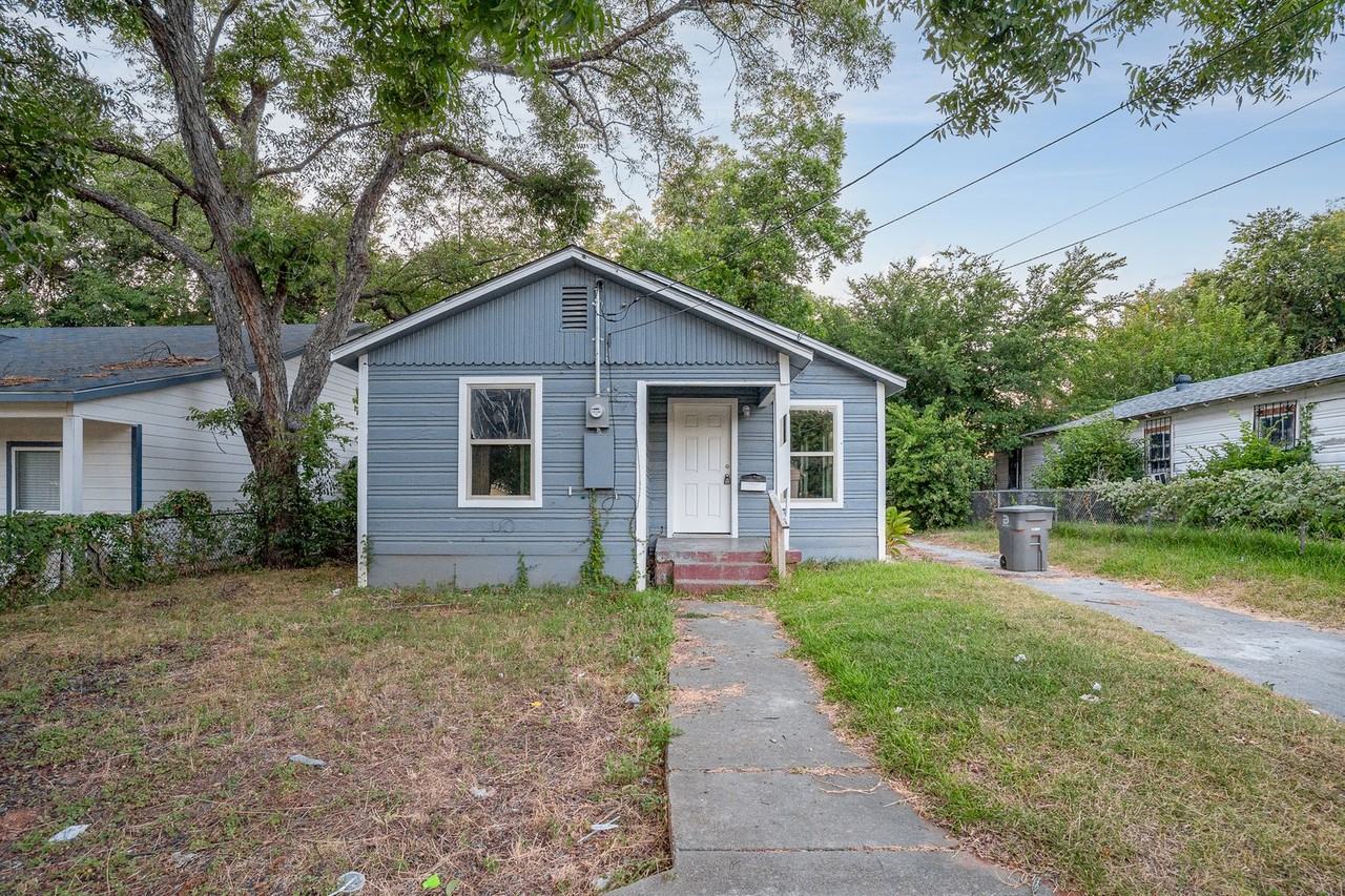 3715 Hancock St - Photo 2 of 9