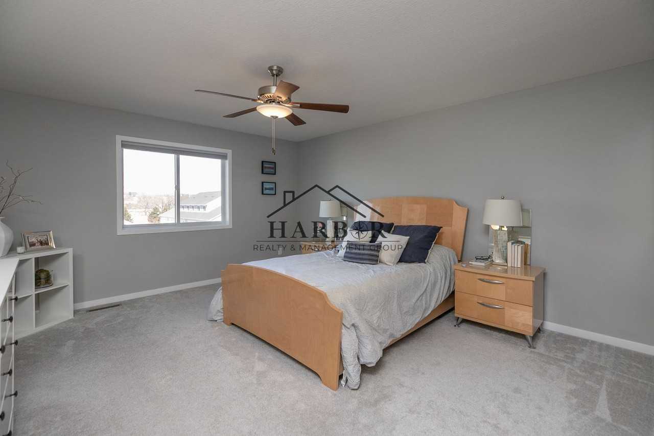 5079 56th St Nw - Photo 7 of 32