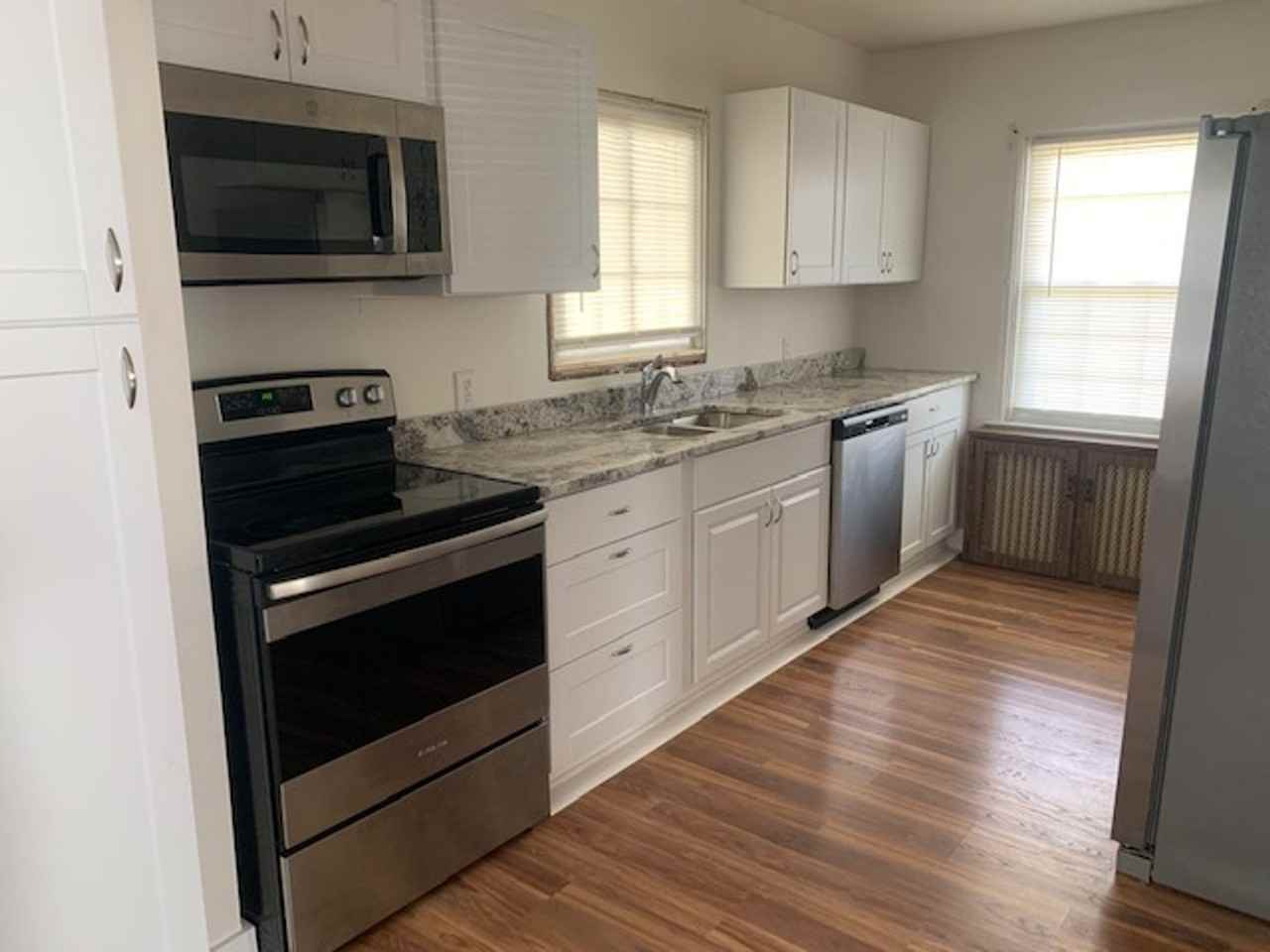 533 Indiana St - Photo 6 of 19