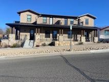 437 Montezuma St - Photo 1 of 1