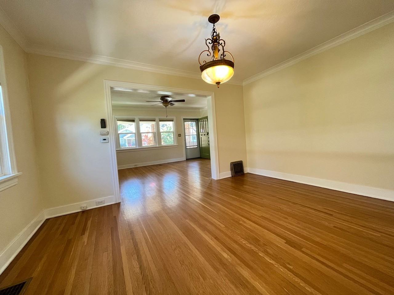 208 W 19th Ave - Photo 3 of 13
