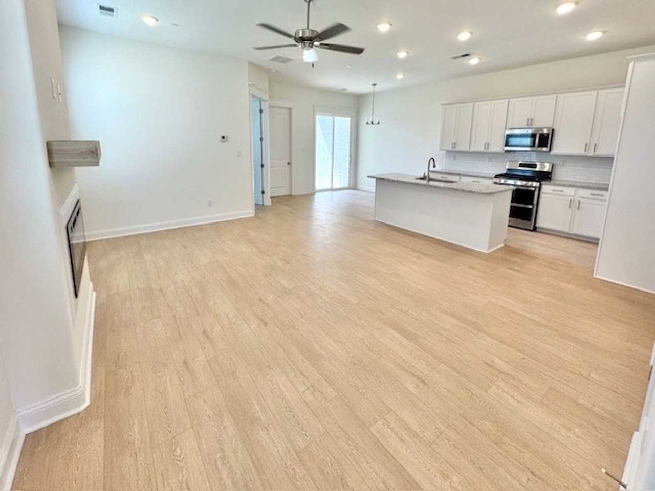 4833 Chatelet Dr - Photo 2 of 14