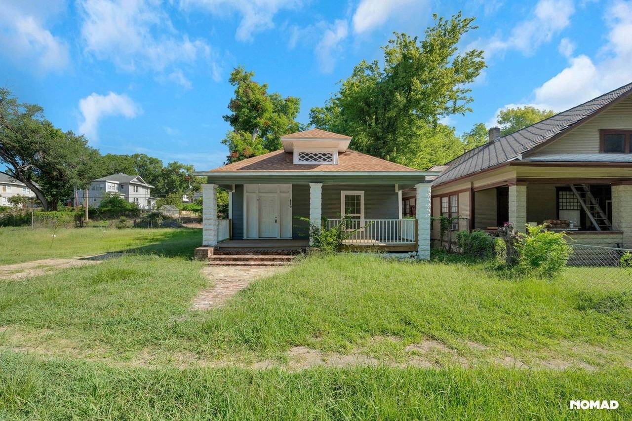 416 Jordan St - Photo 3 of 33