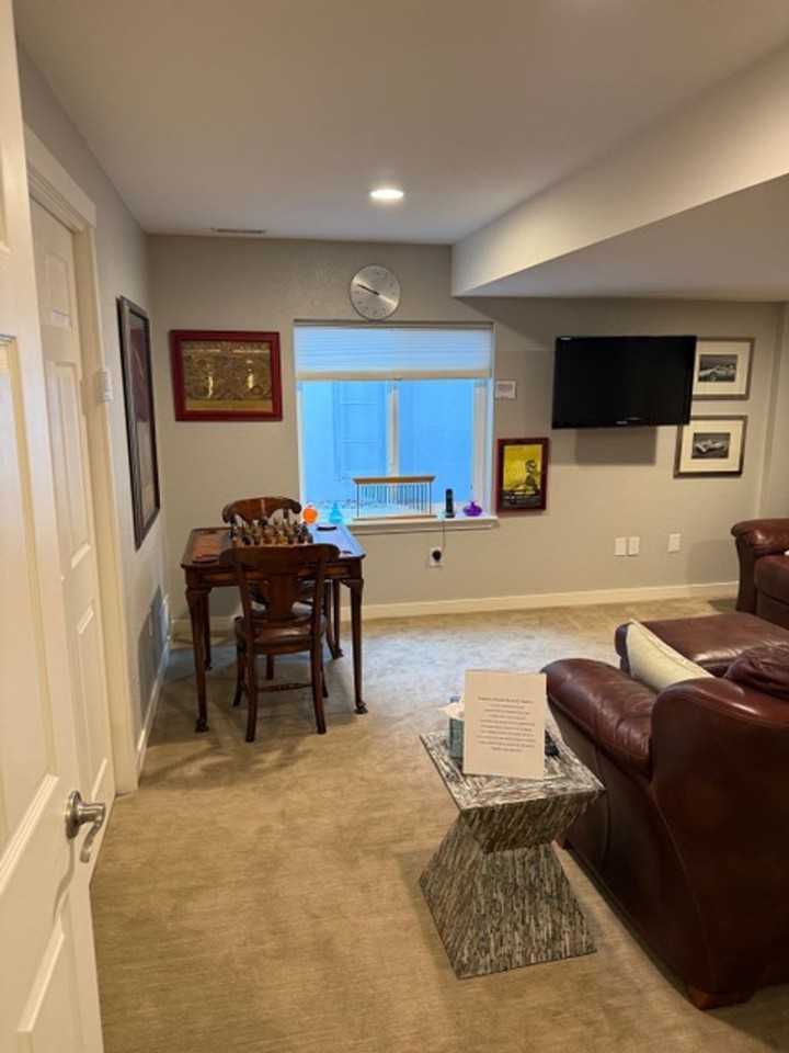 9139 Flora St - Photo 6 of 15