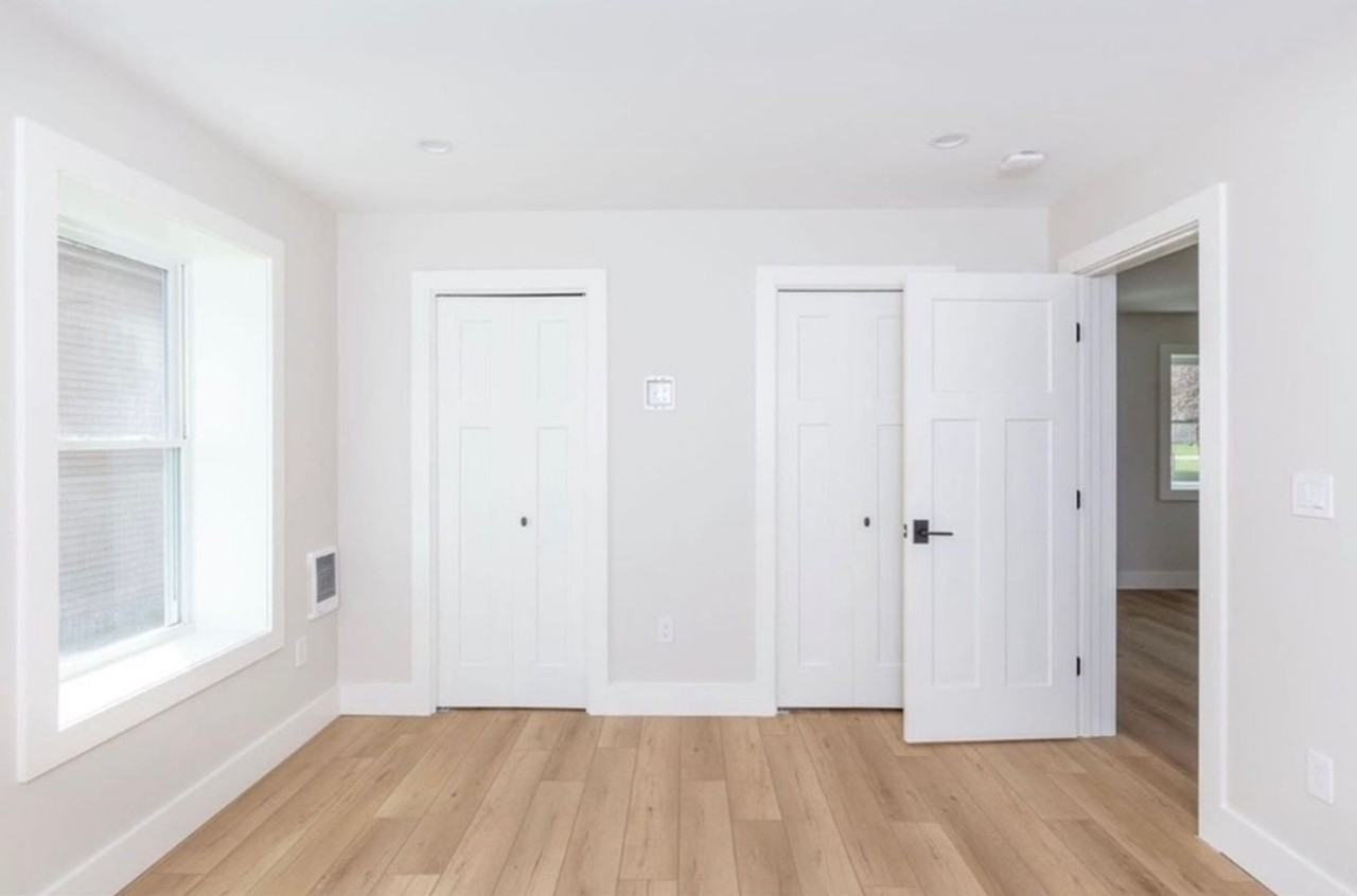 81 Eastry Ct - Photo 2 of 8