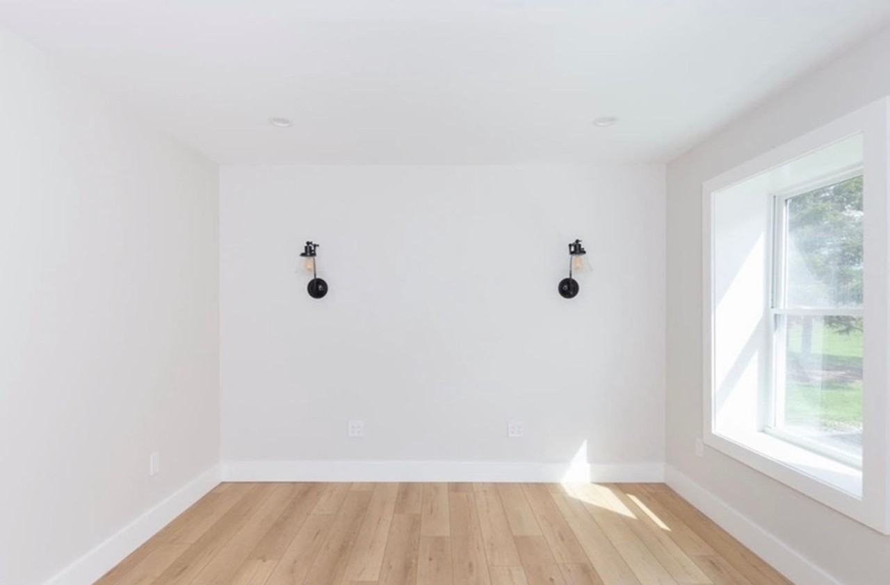 81 Eastry Ct - Photo 3 of 8