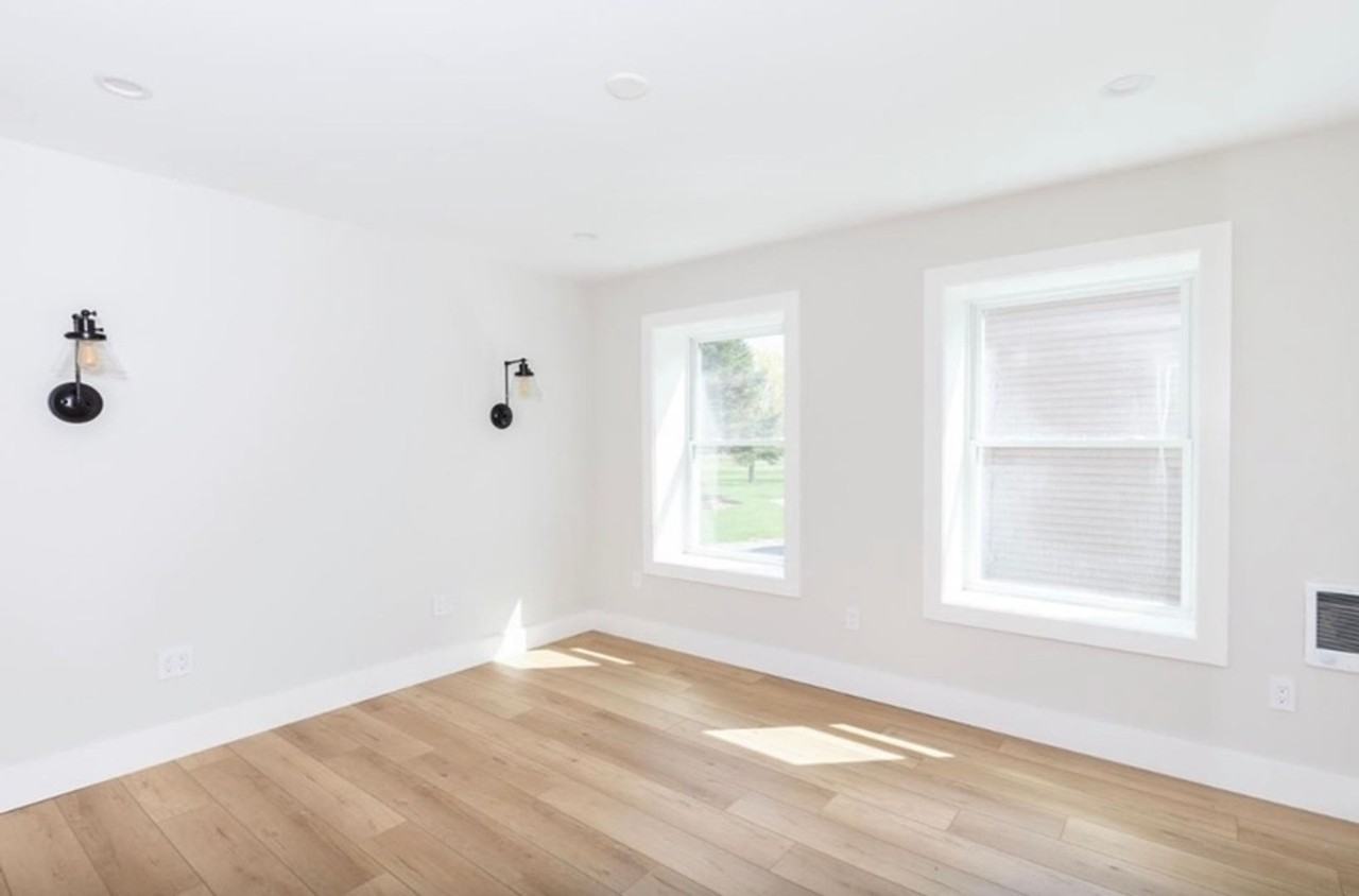 81 Eastry Ct - Photo 4 of 8