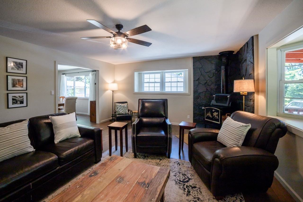 23899 Sierra Pines Dr - Photo 5 of 12