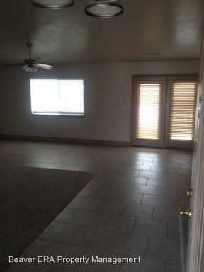 585 N 1100 E - Photo 3 of 32