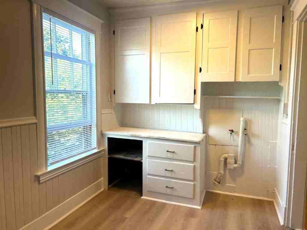 37 Union St - Photo 4 of 8