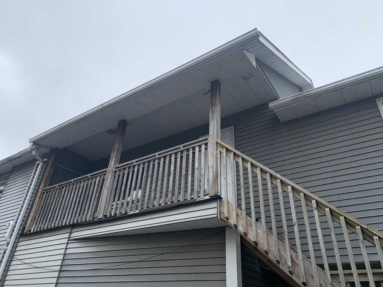 59 Queenston St #B - Photo 5 of 17