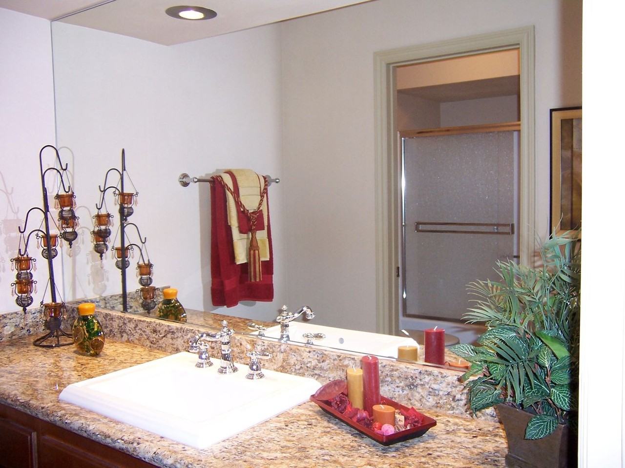 Laurelglen - Photo 4 of 14