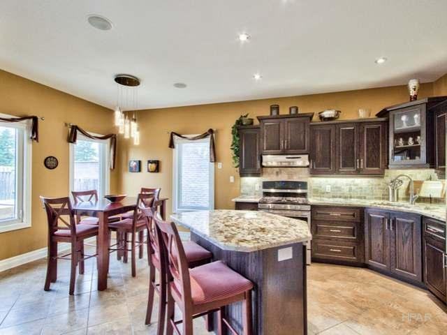 15 Rutherford Drive - Photo 3 of 9