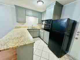 Fabulous landmark Downtown Austin property! Great downtown neighborhood! - Photo 1 of 1