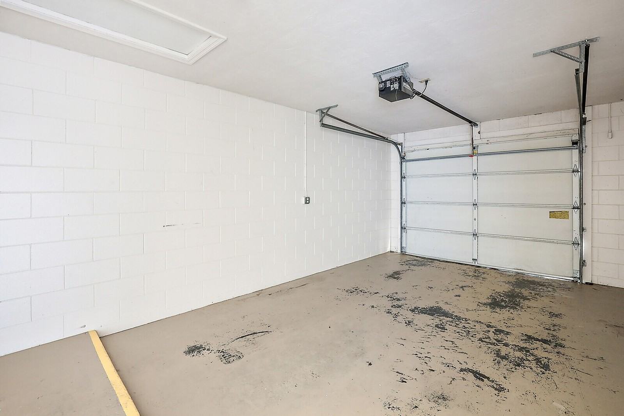 1319 Shady Ter #1 - Photo 2 of 12