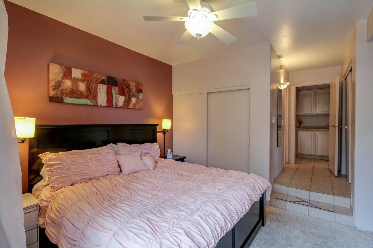 5675 N Camino Esplendora #1 - Photo 5 of 9