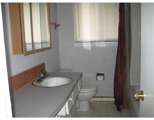 2914 S Deerfield Ave - Photo 2 of 8