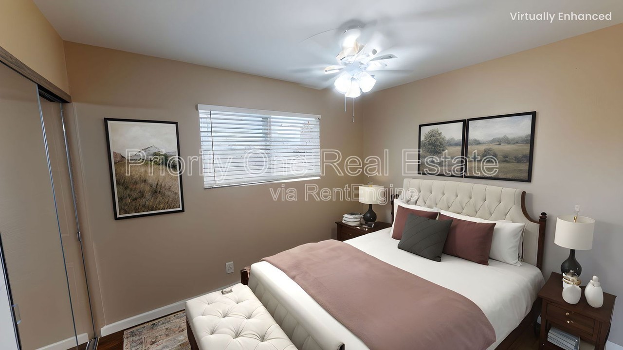 3813 46th St #4 - Photo 6 of 19