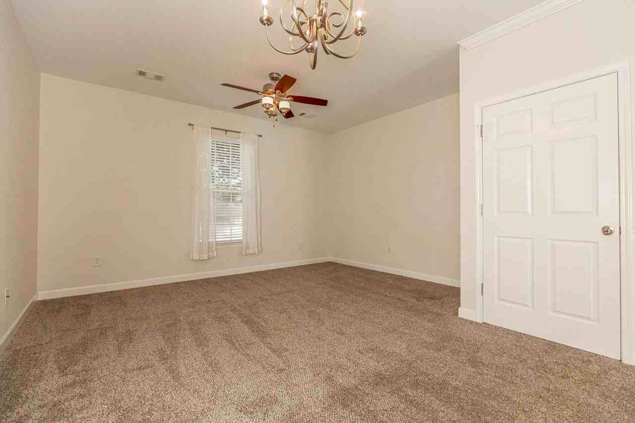 2954 Yancey Way Unit B - Photo 7 of 24