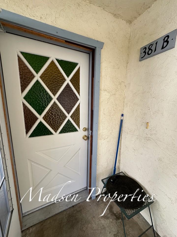 381 E 9th St #1 - Photo 6 of 43