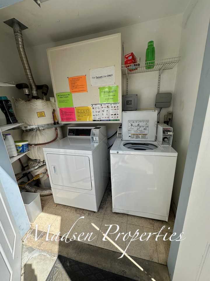 381 E 9th St #1 - Photo 3 of 43