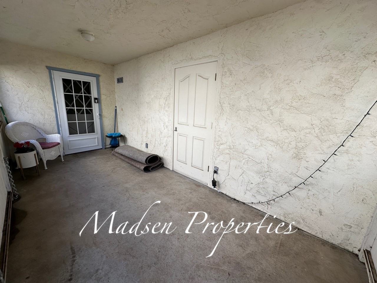 381 E 9th St #1 - Photo 6 of 43