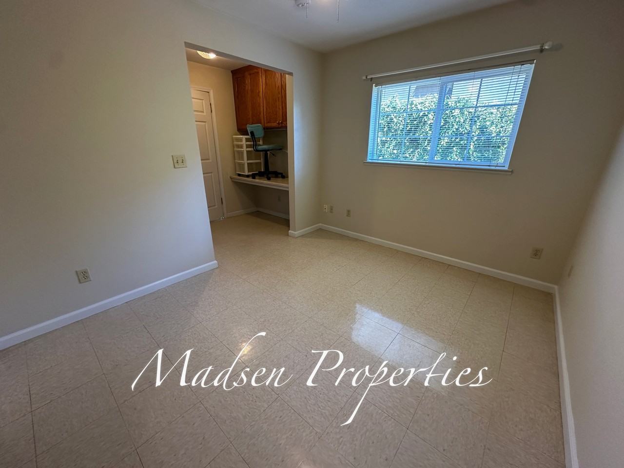 381 E 9th St #1 - Photo 4 of 43