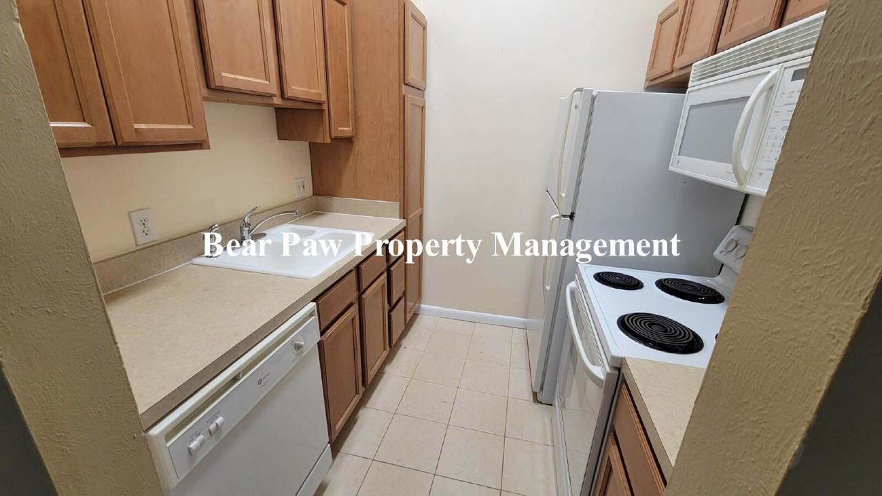 29656 Buffalo Park Rd #303 - Photo 4 of 11