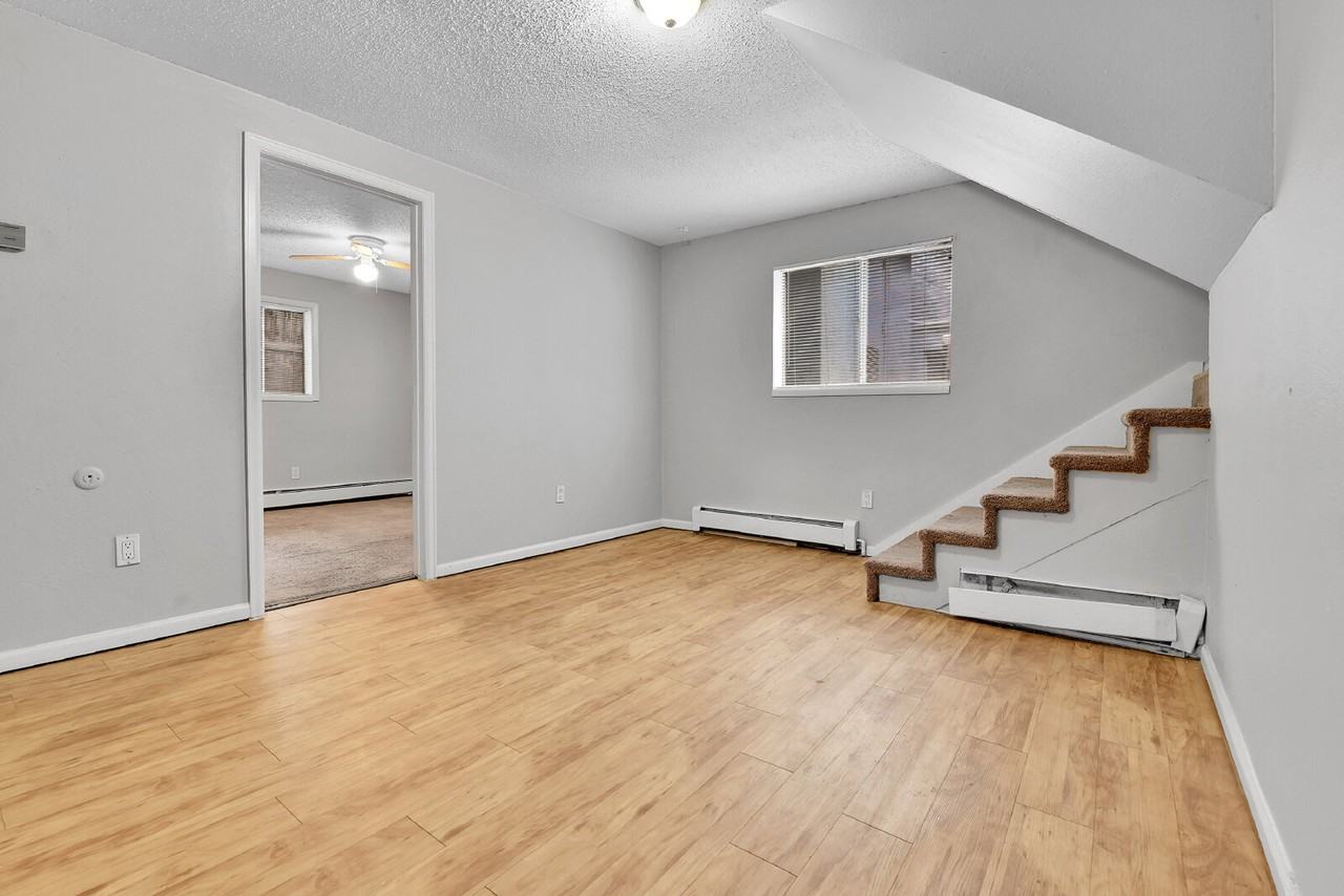 1201 Brentwood St #1207-5 - Photo 7 of 20