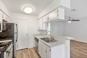 featured image of 4375 E Sunset Rd