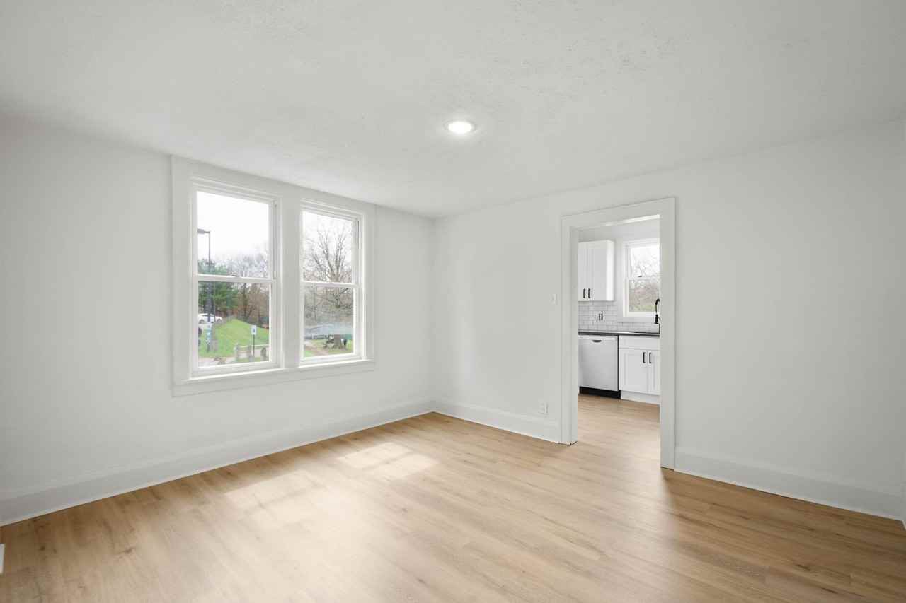 1117 Mcneilly Ave - Photo 2 of 18