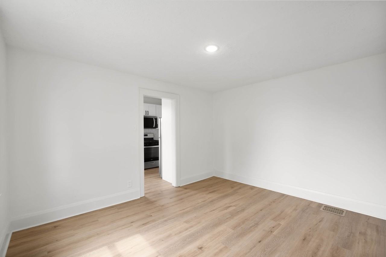 1117 Mcneilly Ave - Photo 3 of 18