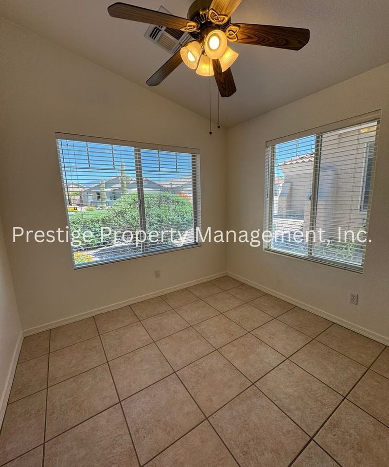 82 S Laurelton Way - Photo 2 of 16