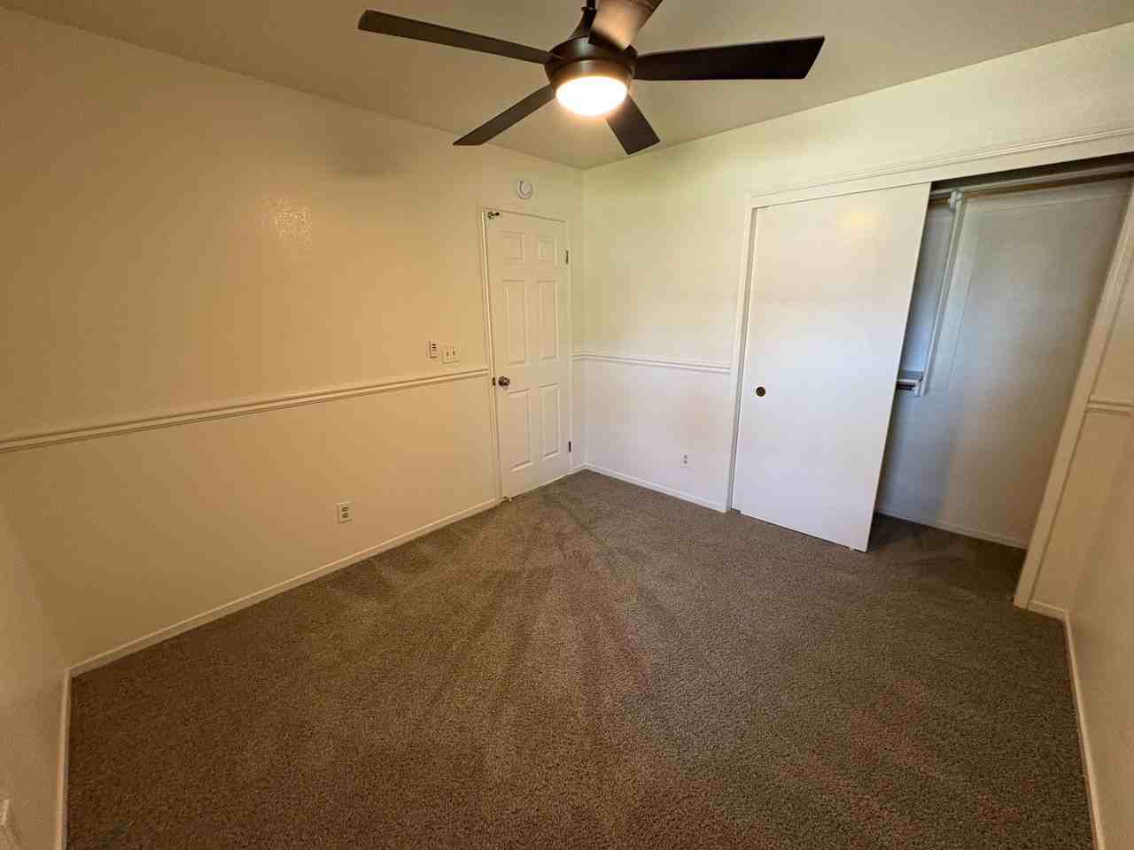 1931 S Stevenson Ct - Photo 5 of 34