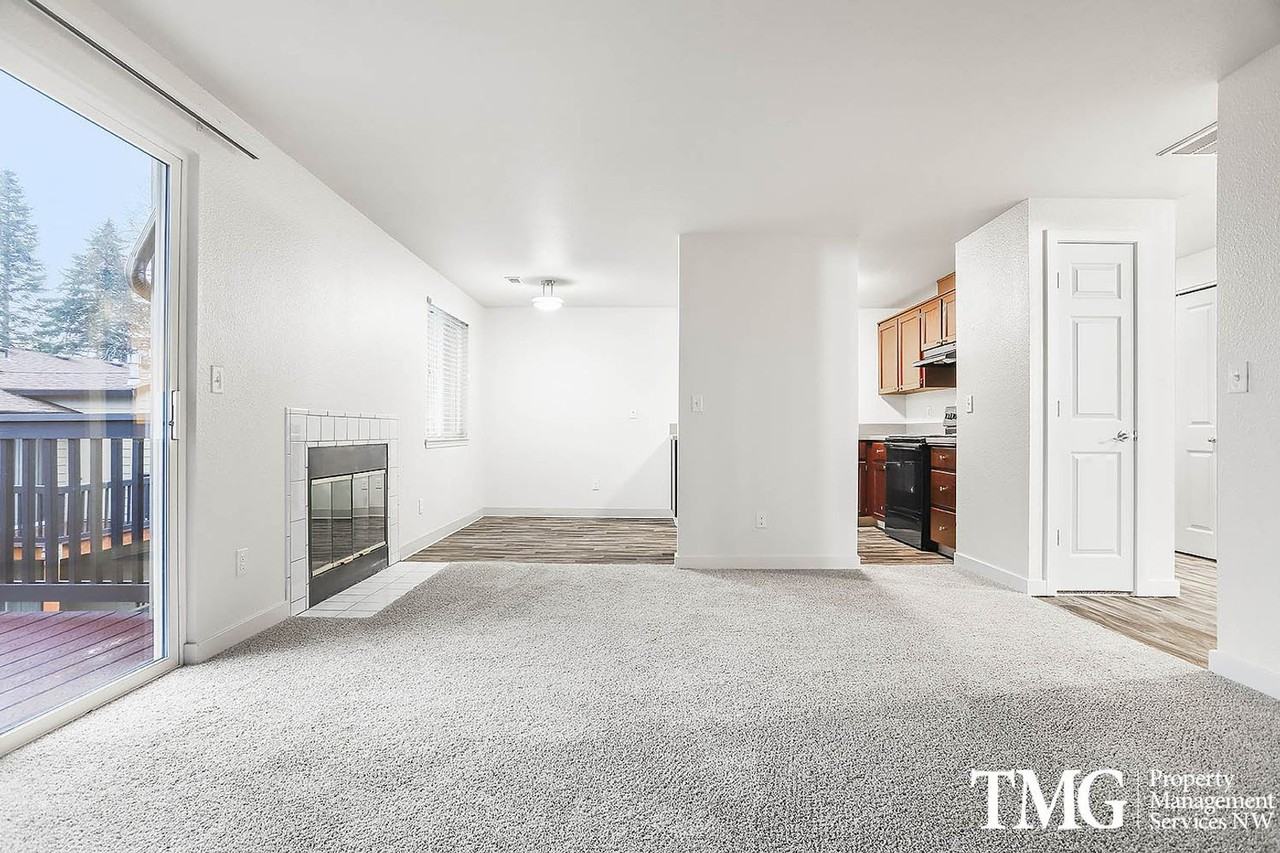 River View Apartments - Photo 6 of 37
