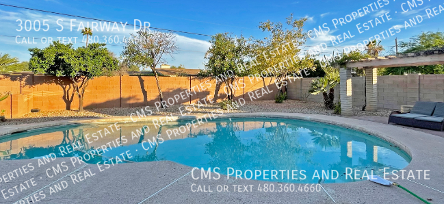 3005 S Fairway Dr - Photo 3 of 39